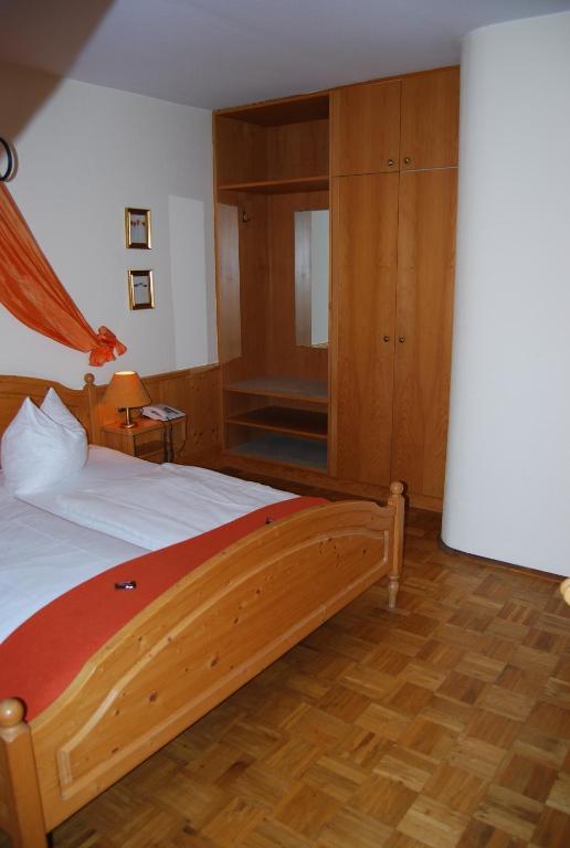 Landhotel St. Gereon Nackenheim Δωμάτιο φωτογραφία