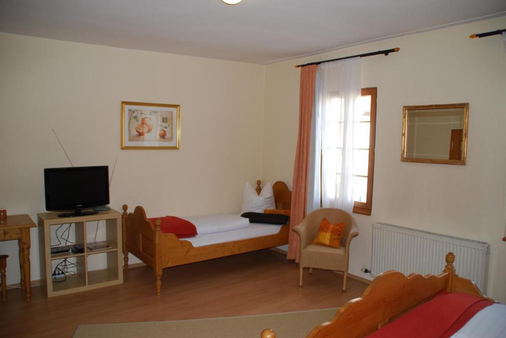 Landhotel St. Gereon Nackenheim Δωμάτιο φωτογραφία
